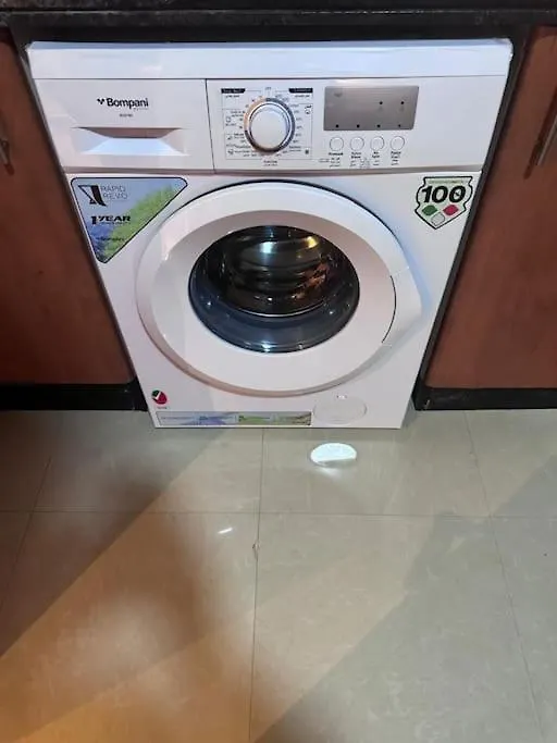 Apartment Bed Spaces And Rooms Available Dubai United Arab Emirates